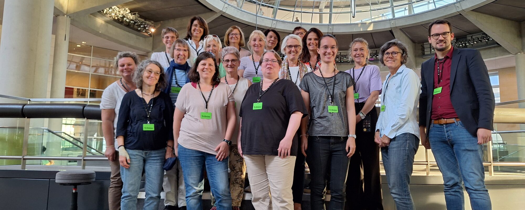 Gruppenfoto der Teilnehmer*innen